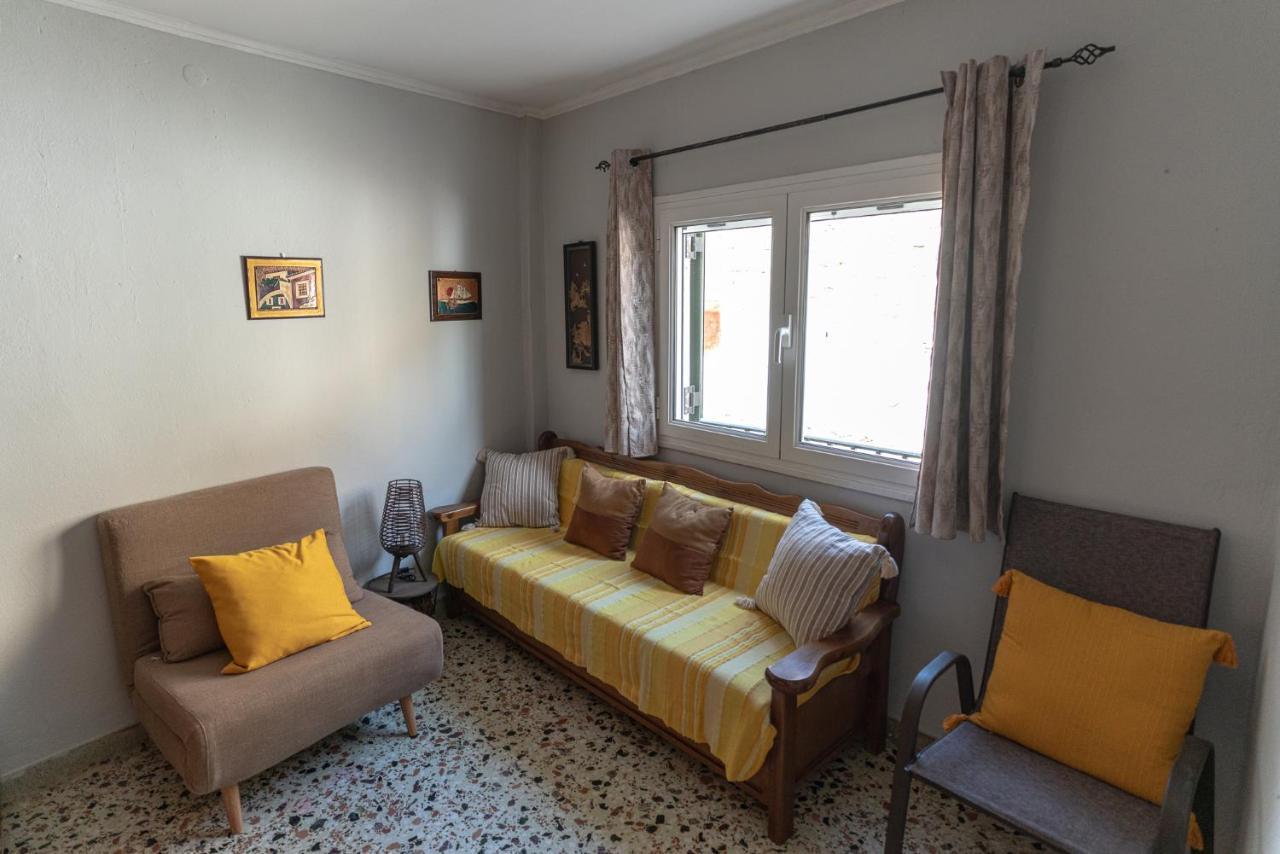 הוילה Kato Garouna Tilemachos House מראה חיצוני תמונה